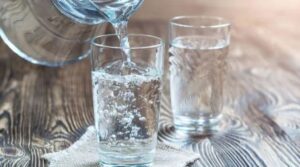 It's true that drinking water can help you lose weight